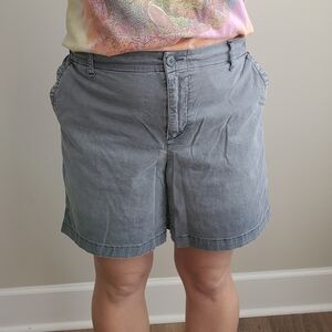 Old Navy Women's Gray Bermudas